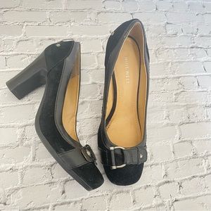 NINE WEST - SUEDE BUCKLE PUMP